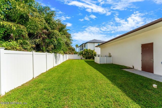 2355 N RIVERSIDE Drive, Melbourne, FL 32903