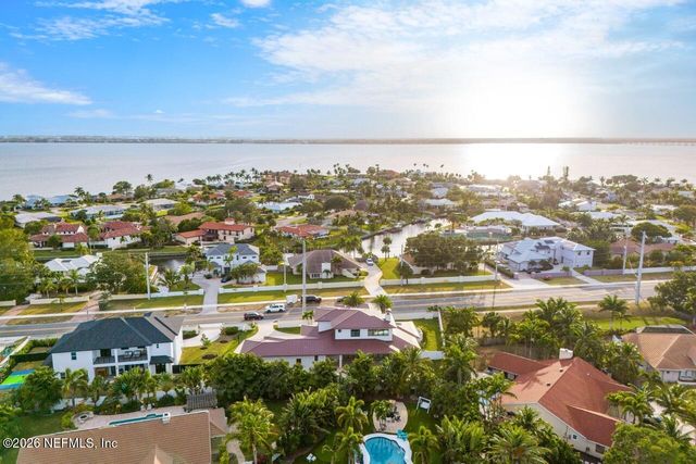 2355 N RIVERSIDE Drive, Melbourne, FL 32903