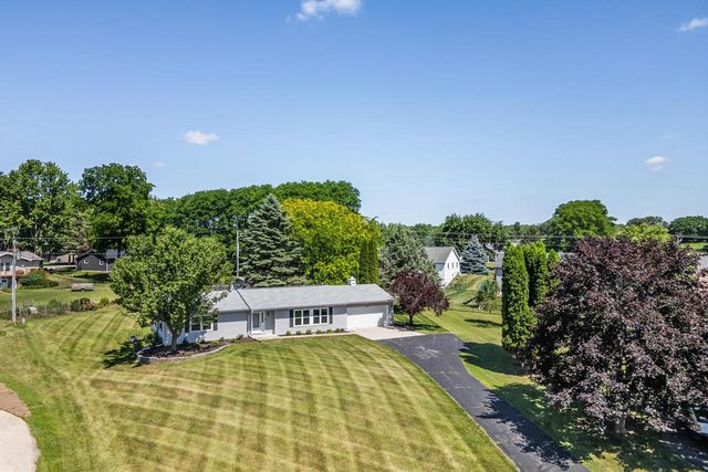 W846 North Court, Green Lake, WI 54941