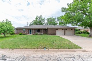 2957 Arrowhead Drive, Abilene, TX 79606