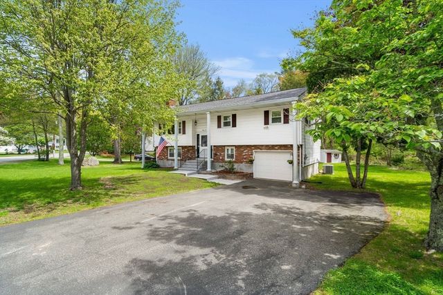 35 Freeport Dr, Burlington, MA 01803