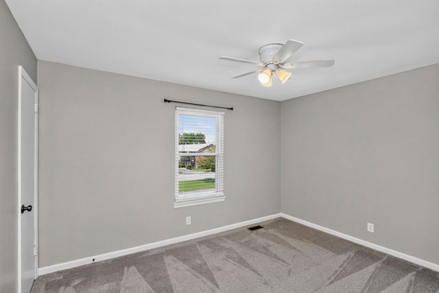 226 Edgewood Dr, Hendersonville, TN 37075