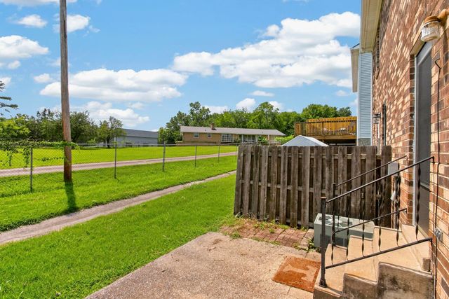 226 Edgewood Dr, Hendersonville, TN 37075