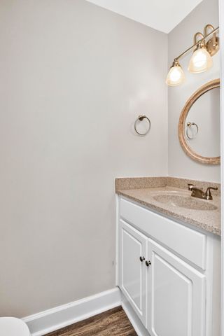 226 Edgewood Dr, Hendersonville, TN 37075