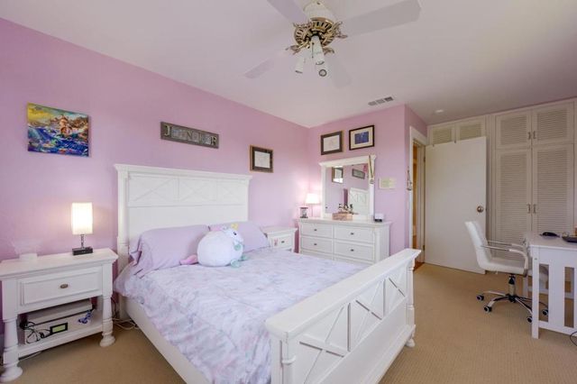2610 Carson Street, Redwood City, CA 94061