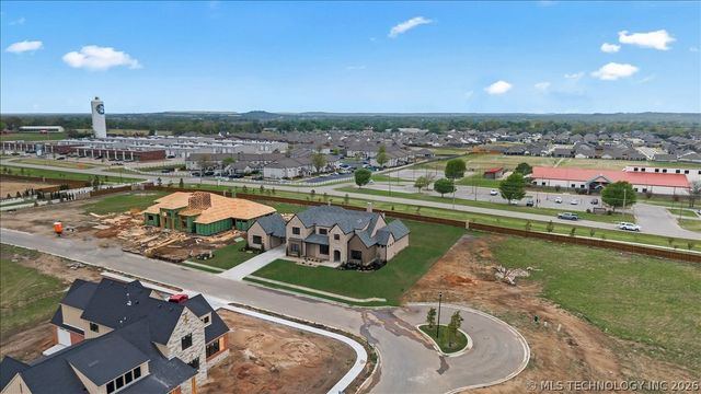 13828 E Date Street, Jenks, OK 74008