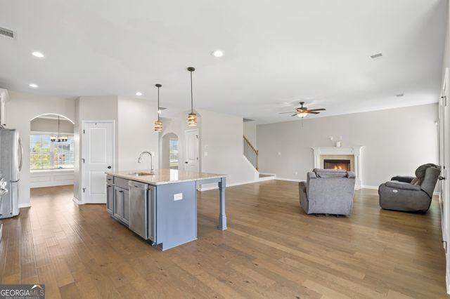 302 Weeping Moss Way, Kathleen, GA 31047