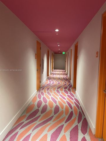 31 SE 6th St 404, Miami, FL 33131