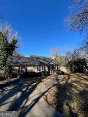 2681 Oldknow Drive NW, Atlanta, GA 30318