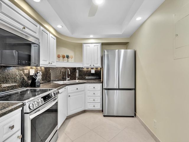 3300 NE 36th Street 420, Fort Lauderdale, FL 33308