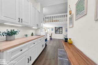 140 W 69th St Apt 61B, New York City, NY 10023