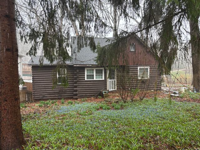 38282 N Hamilton Circle, Spring Grove, IL 60081