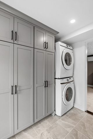 1 River Ct, Ipswich, MA 01938