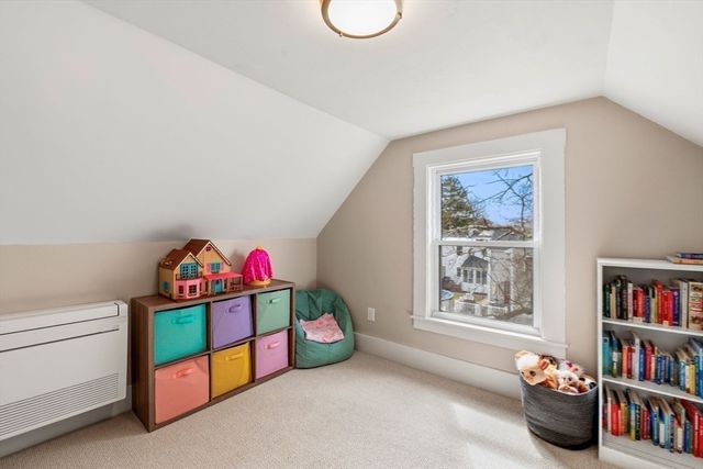 1 River Ct, Ipswich, MA 01938