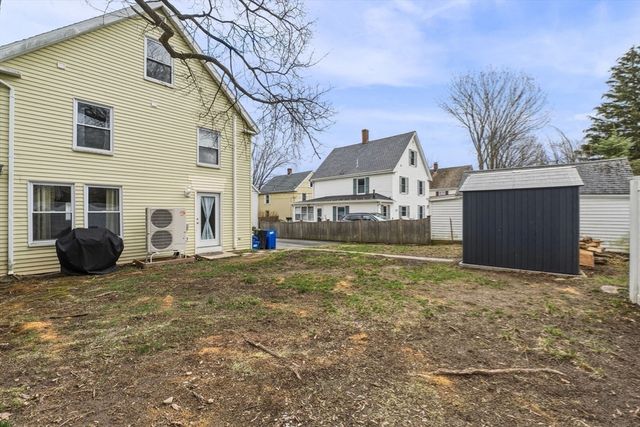 1 River Ct, Ipswich, MA 01938