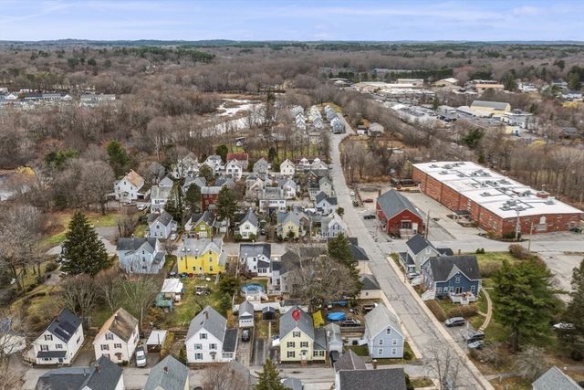 1 River Ct, Ipswich, MA 01938