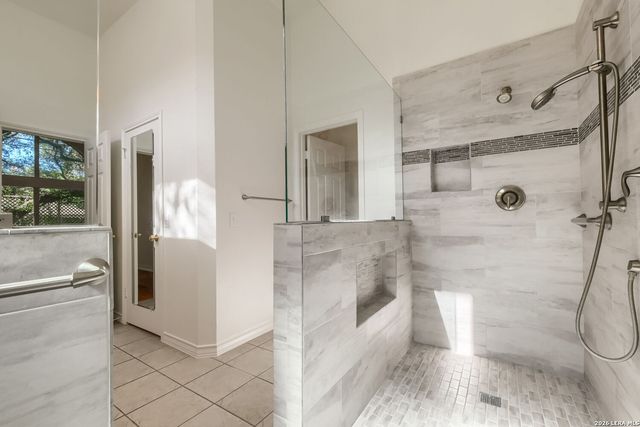 15634 Mission Crst, San Antonio, TX 78232