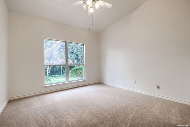 15634 Mission Crst, San Antonio, TX 78232