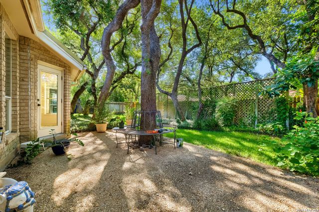 15634 Mission Crst, San Antonio, TX 78232