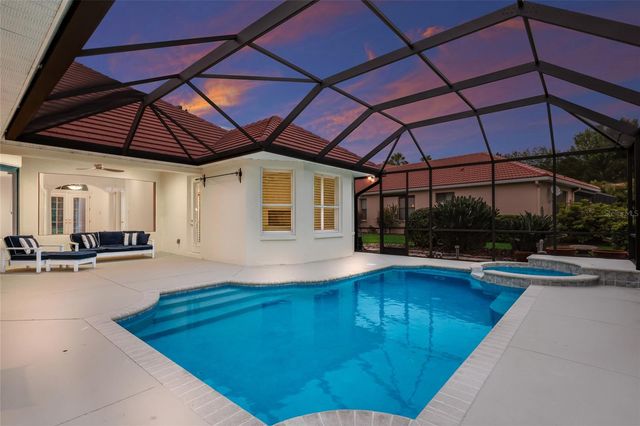 7062 TWIN HILLS TERRACE, Lakewood Ranch, FL 34202