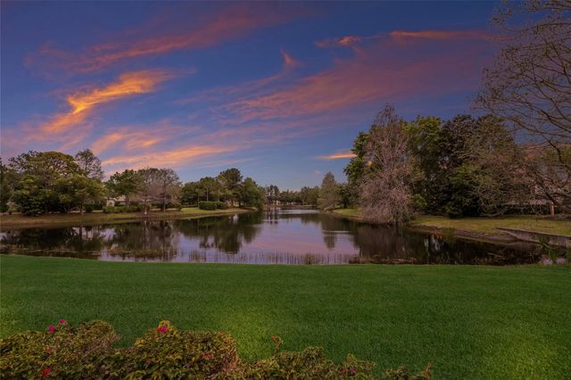 7062 TWIN HILLS TERRACE, Lakewood Ranch, FL 34202