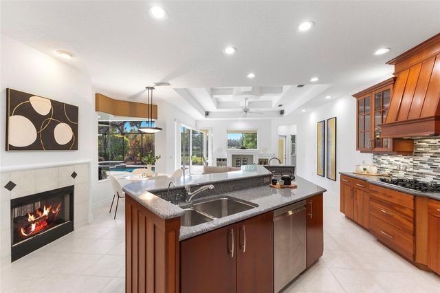 7062 TWIN HILLS TERRACE, Lakewood Ranch, FL 34202