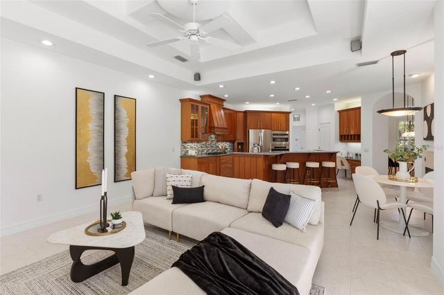 7062 TWIN HILLS TERRACE, Lakewood Ranch, FL 34202