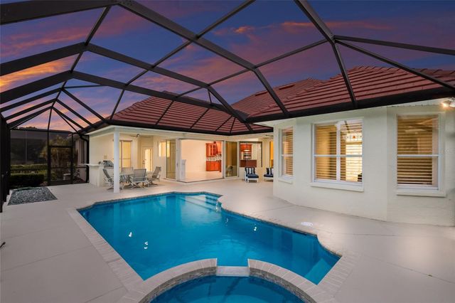 7062 TWIN HILLS TERRACE, Lakewood Ranch, FL 34202