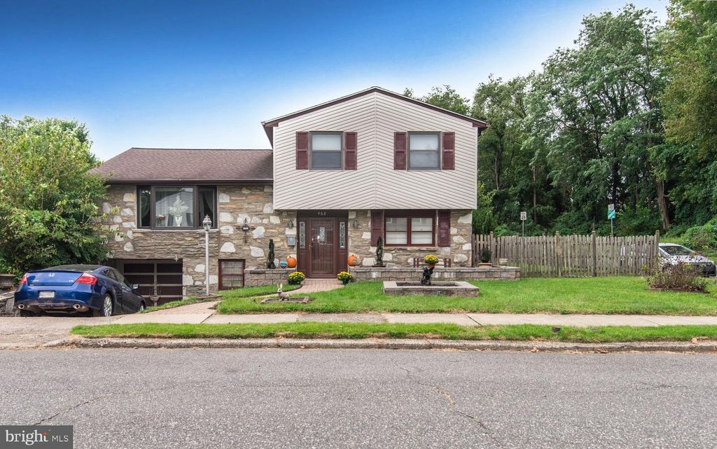468 PINEWOOD RD, Philadelphia, PA 19116 — exterior