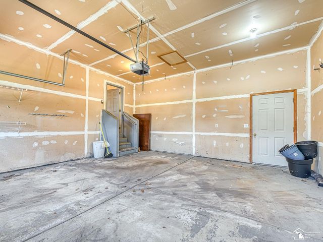 9676 Landsdowne Lane, Ypsilanti, MI 48197