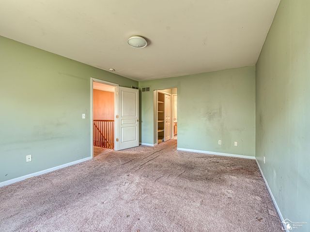9676 Landsdowne Lane, Ypsilanti, MI 48197