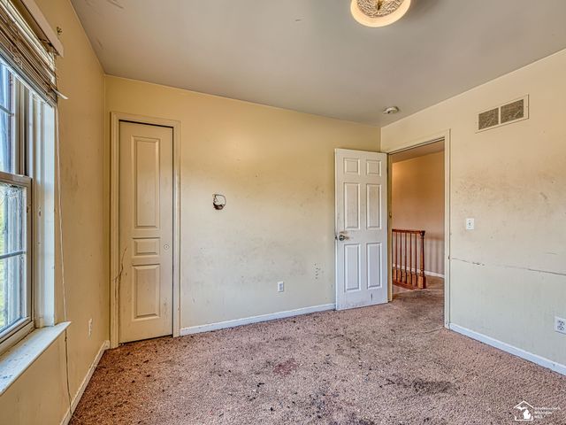 9676 Landsdowne Lane, Ypsilanti, MI 48197