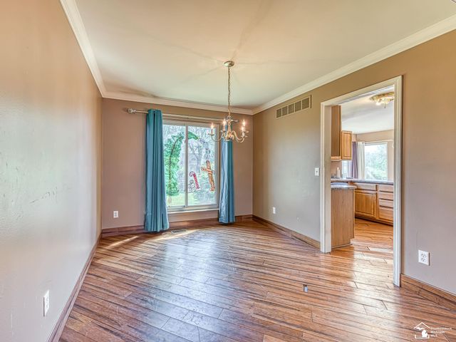 9676 Landsdowne Lane, Ypsilanti, MI 48197