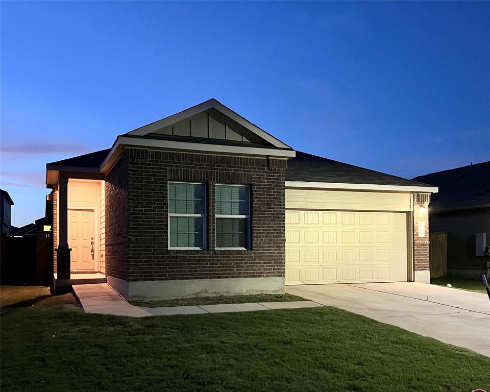 128 Perfect World LOOP, Jarrell, TX 76537