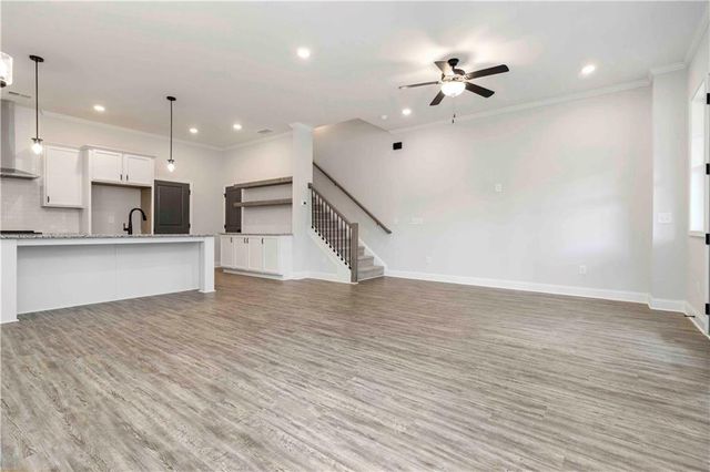 937 Willingham Drive 7, Hapeville, GA 30354