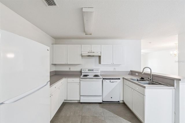 8818 GRAND PALMS CIRCLE A, Kissimmee, FL 34747