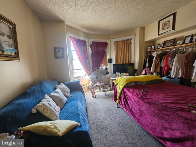 869 E RUSSELL ST, Philadelphia, PA 19134