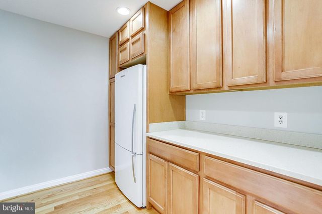 3515 WASHINGTON BLVD #210, Arlington, VA 22201