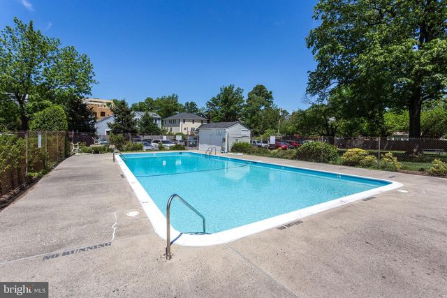 3515 WASHINGTON BLVD #210, Arlington, VA 22201