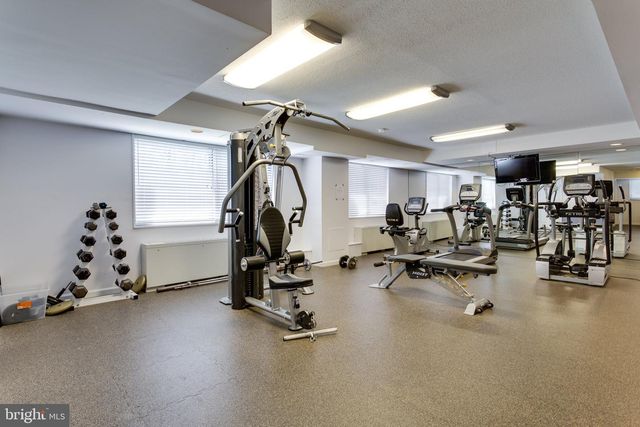 3515 WASHINGTON BLVD #210, Arlington, VA 22201