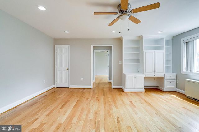 3515 WASHINGTON BLVD #210, Arlington, VA 22201