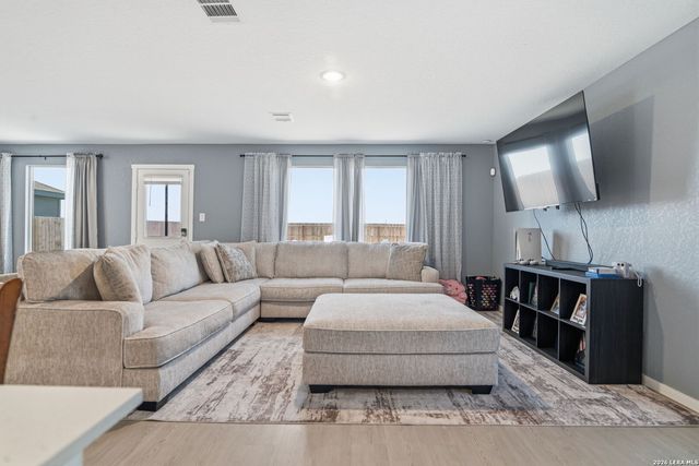 1823 Musk Rose, Converse, TX 78109