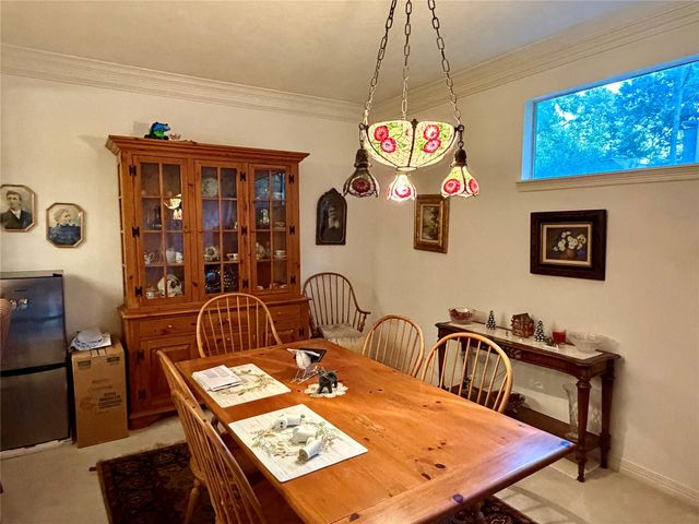 201 Litchfield Lane, Houston, TX 77024