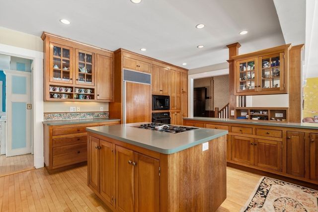 448 Washington Street, Walpole, MA 02032