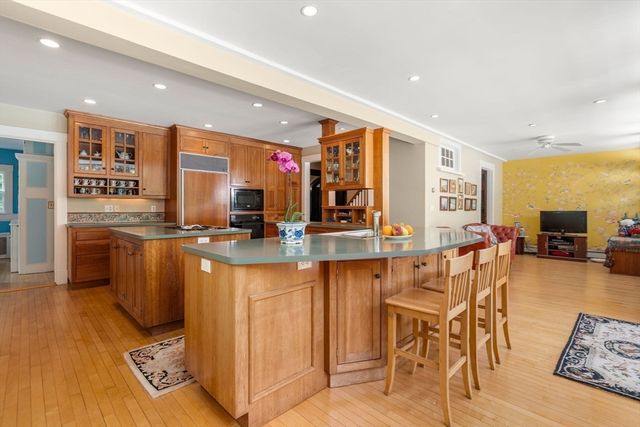 448 Washington Street, Walpole, MA 02032
