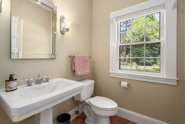 448 Washington Street, Walpole, MA 02032