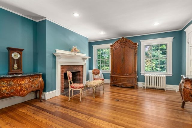 448 Washington Street, Walpole, MA 02032