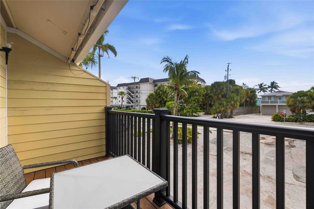 9034 MIDNIGHT PASS ROAD 6, Sarasota, FL 34242