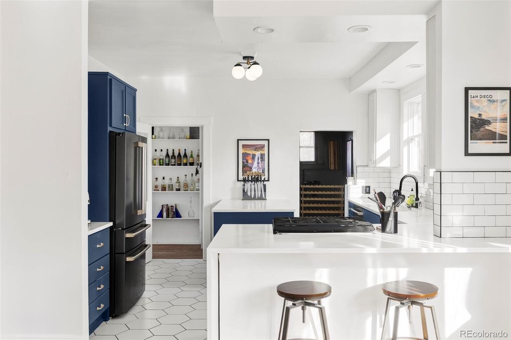 2542 Irving Street, Denver, CO 80211