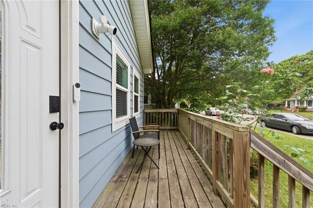 139 Locust AVE, Hampton, VA 23661